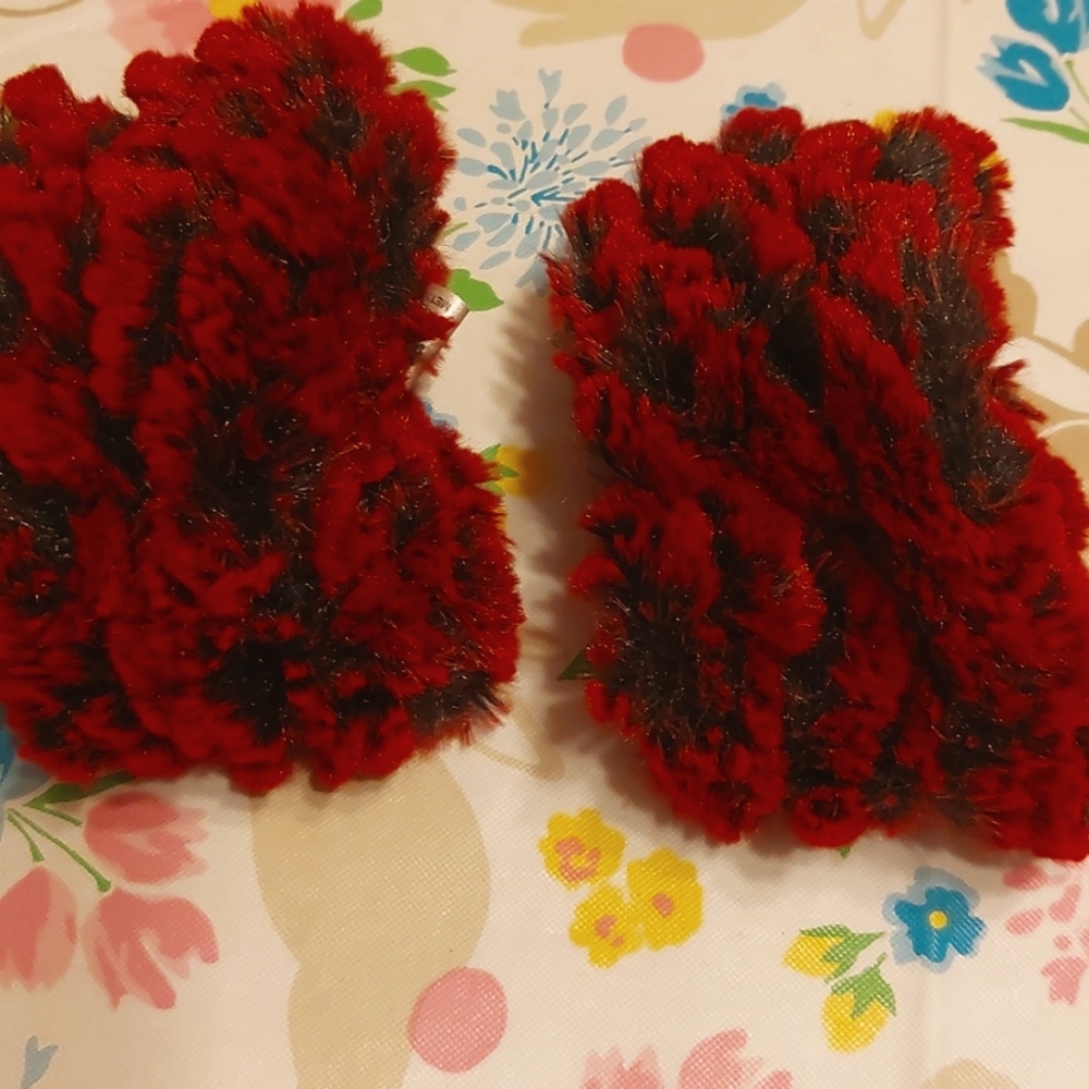 Wristlet warmers